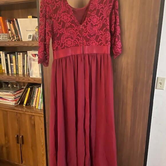 Ever Pretty Burgundy Lace Evening Gown – Size 4XL (US 16) – Worn Once! - Picture 3 of 4